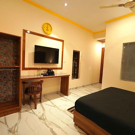 The Hosteller Rishikesh, Upper Tapovan Exterior photo