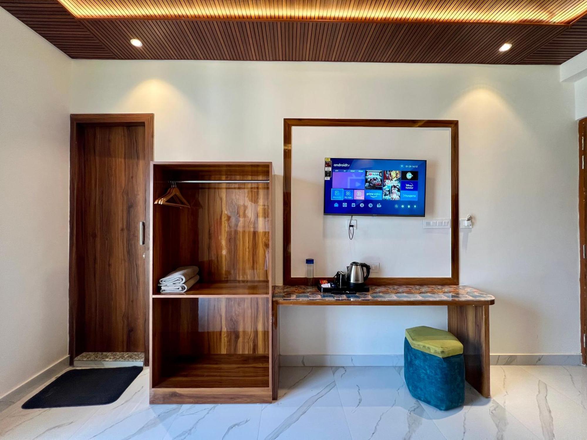 The Hosteller Rishikesh, Upper Tapovan Exterior photo