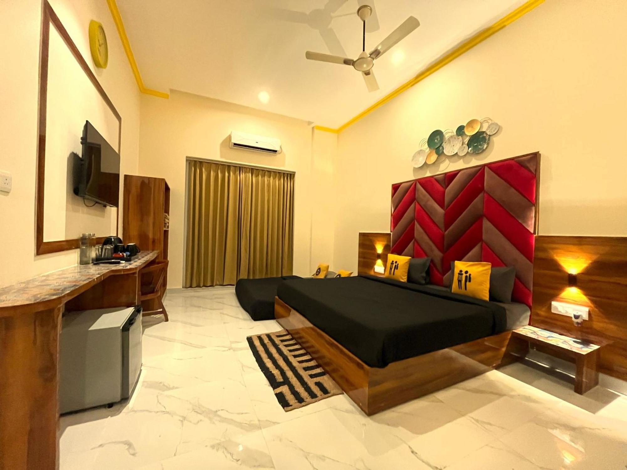 The Hosteller Rishikesh, Upper Tapovan Exterior photo